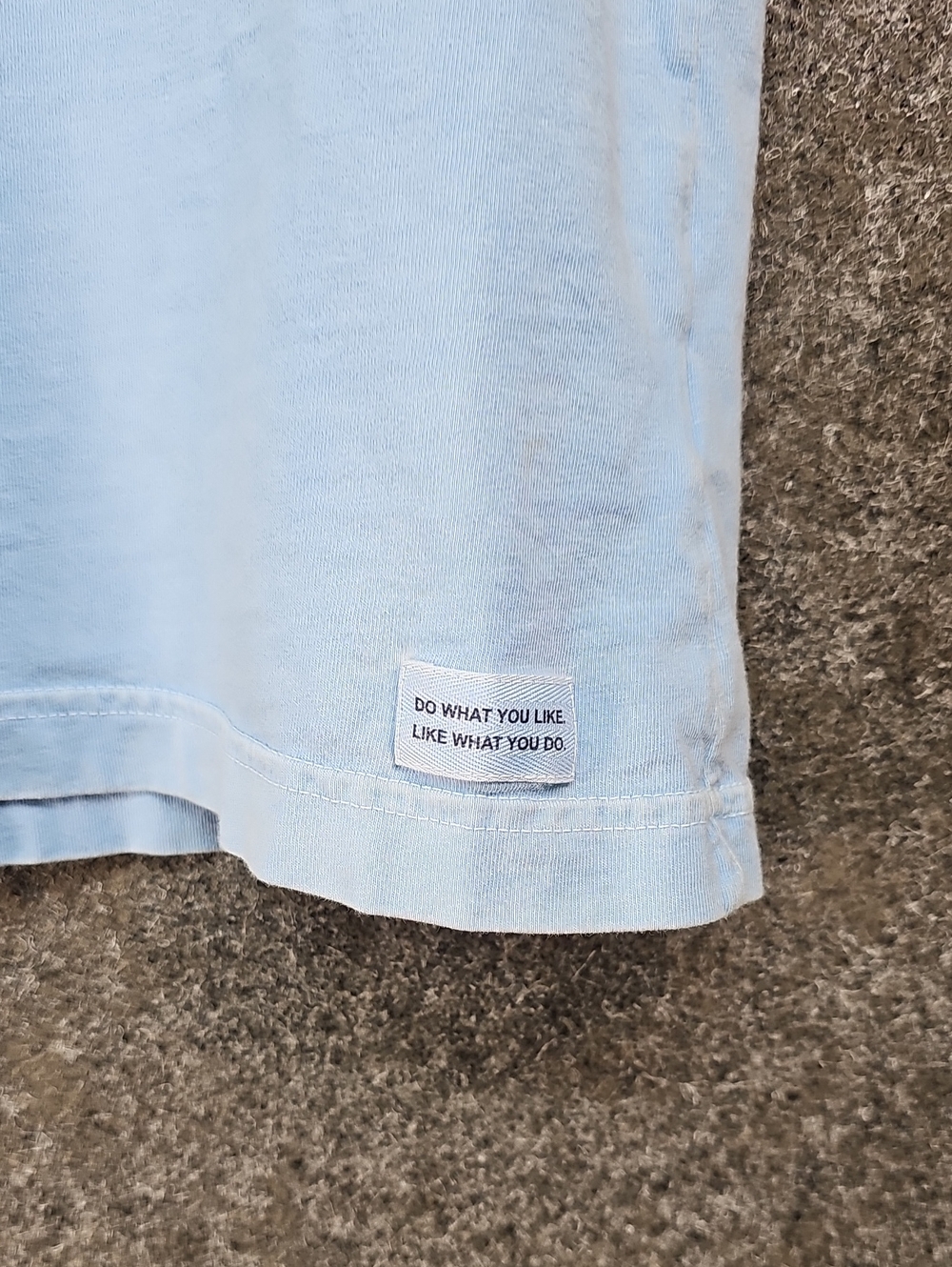 Life Is Good, Beach Umbrella V-neck Tank, Cotton, Light Blue, Size Medium - Picture 3 of 9